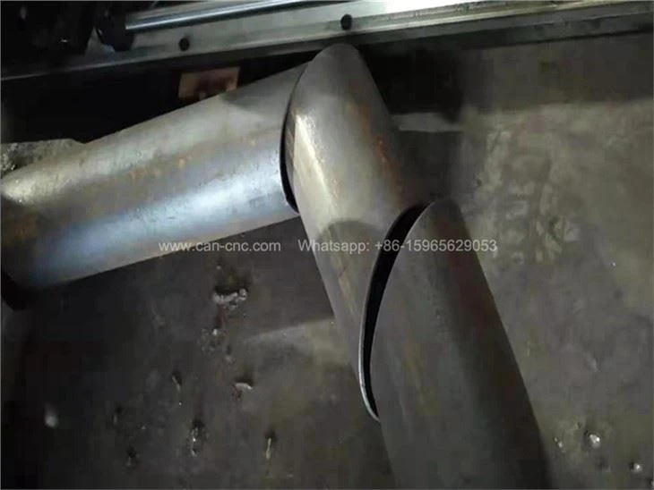 Projets de tuyaux en acier au plasma CNC